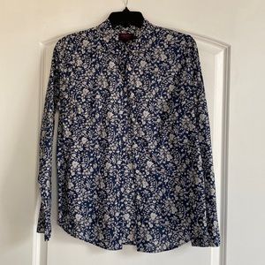 J.Crew shirt in Blue with flower pattern